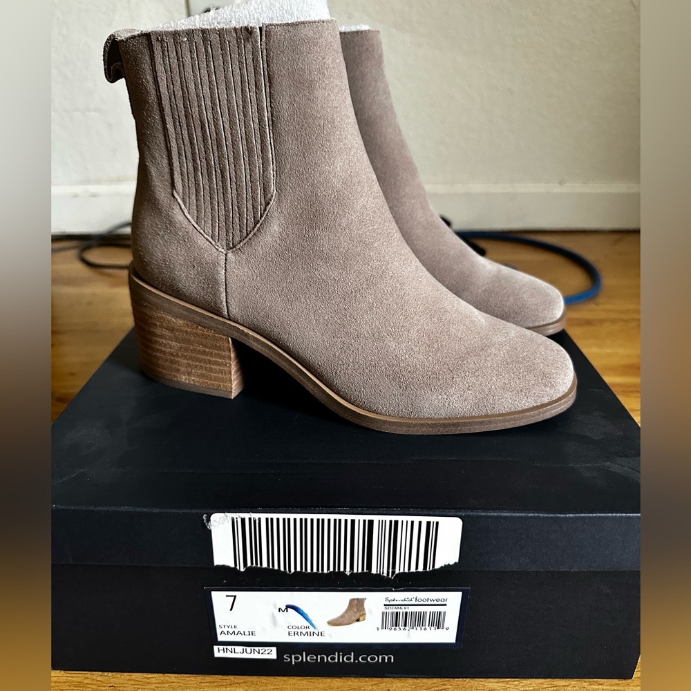 NEW Splendid Suede Ankle Boots - Women’s Size 7